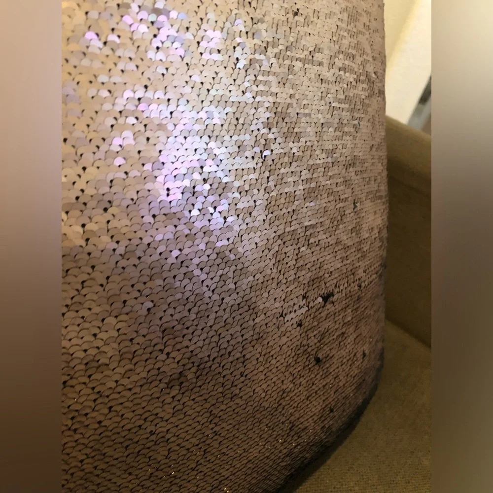 NWOT Aviva Stanoff Mermaid Sequined Black & Champagne Gold Down‎ Pillow 18 x 18